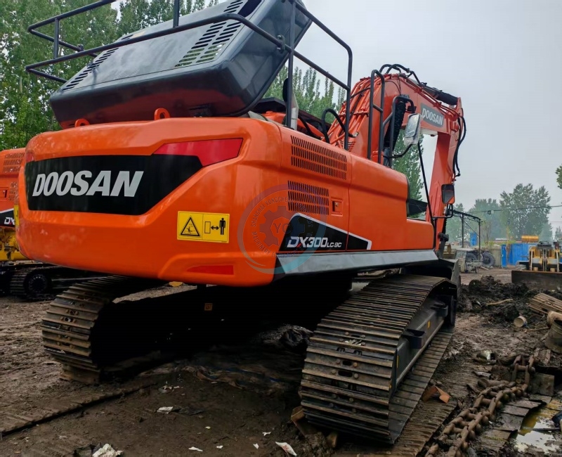 Used Doosan DX300LC-9C Excavator for Sale