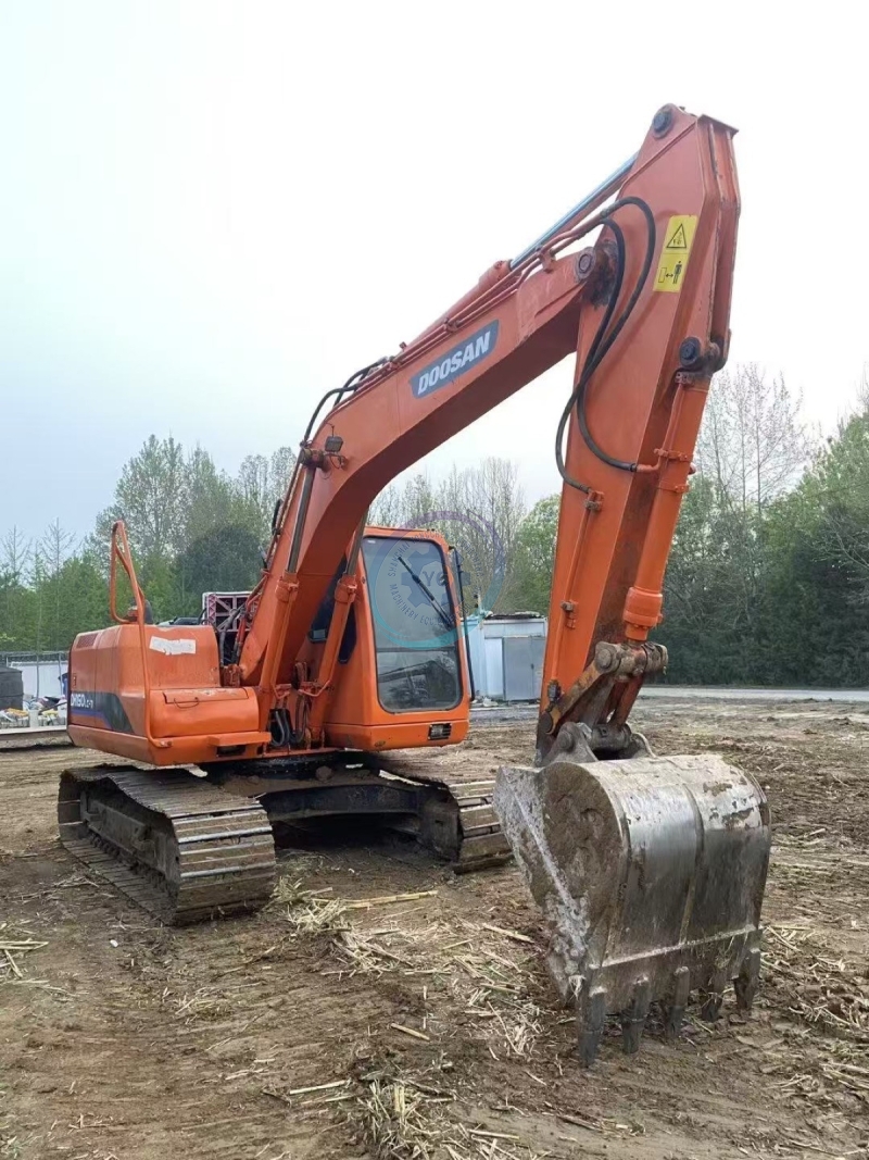 Used Doosan DH150LC-7 Excavator for Sale