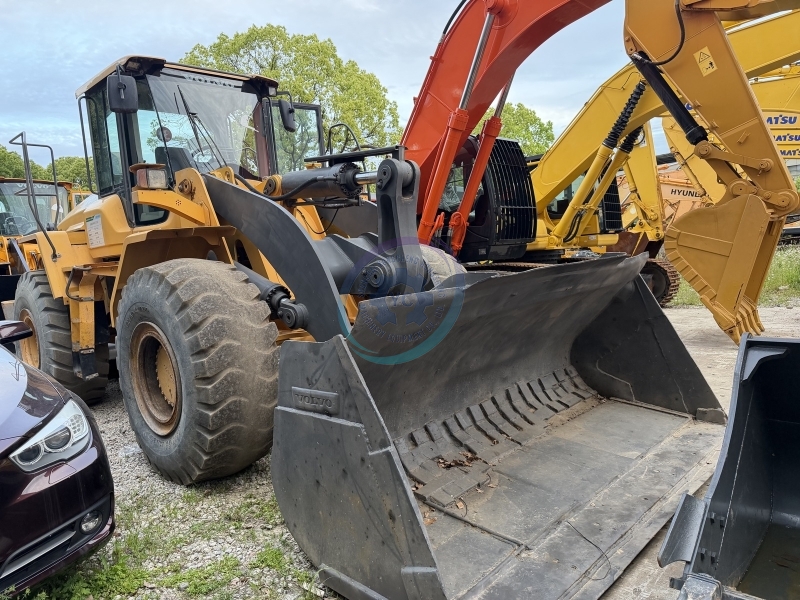 Used Volvo L120G Wheel Loader for Sale