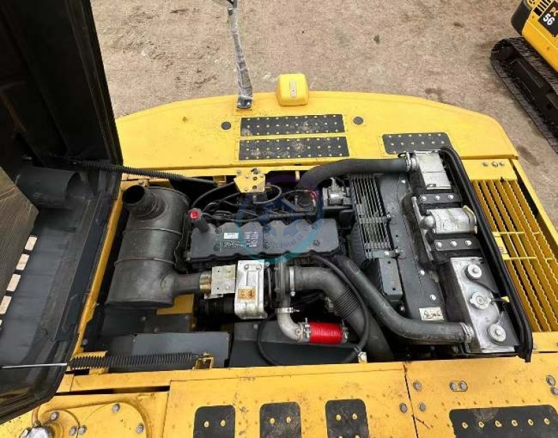 Midi Used Komatsu Excavator PC240-8 Urban Construction Machinery