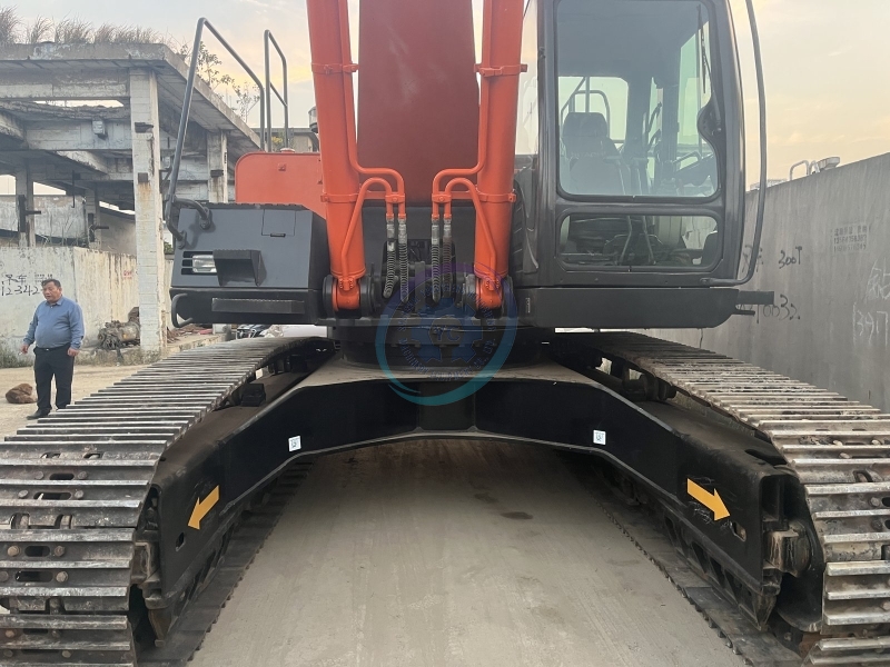 Used Hitachi 470 Excavator for Sale