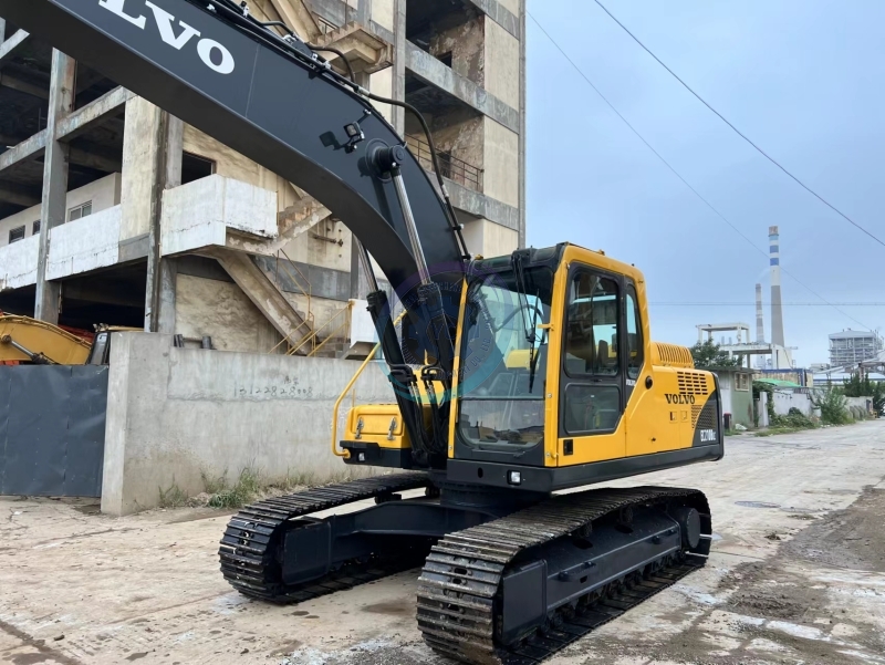 Used Volvo 210 Crawler Excavator Used excavator use machinery 107KW 21tons for sale