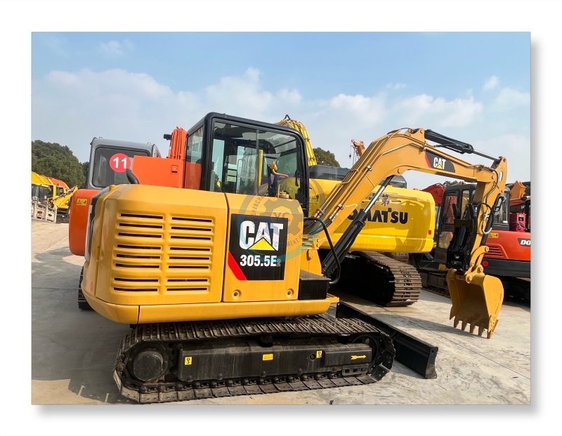 Used Caterpillar 305.5E2 Mini Excavator for Sale