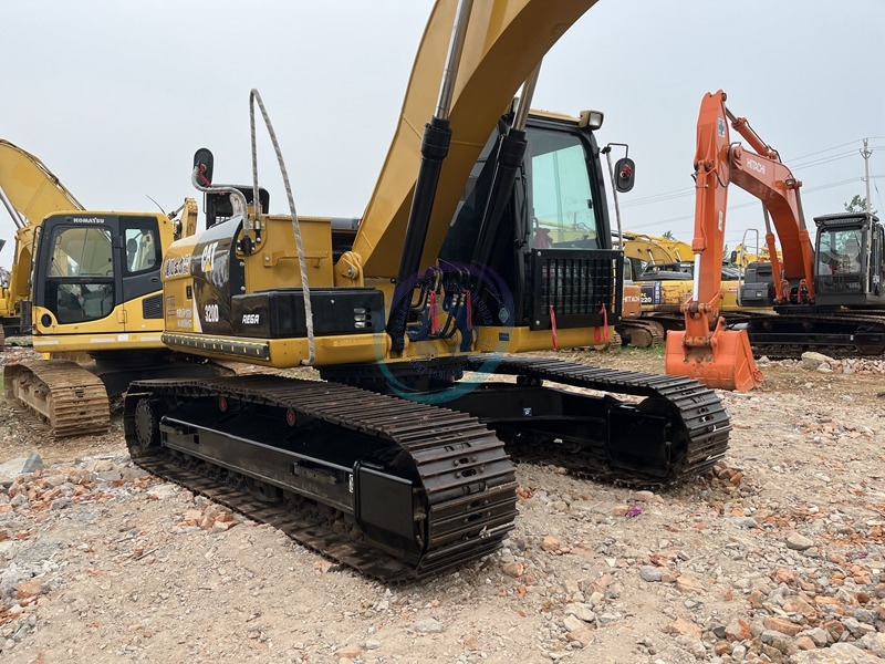 20 Ton Used CAT Excavator 320D Repossessed Earthmoving Equipment