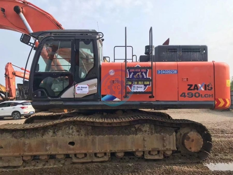 Large Scale ZX490 Used Hitachi Excavator 49T Crawler Digger ISURU Engine