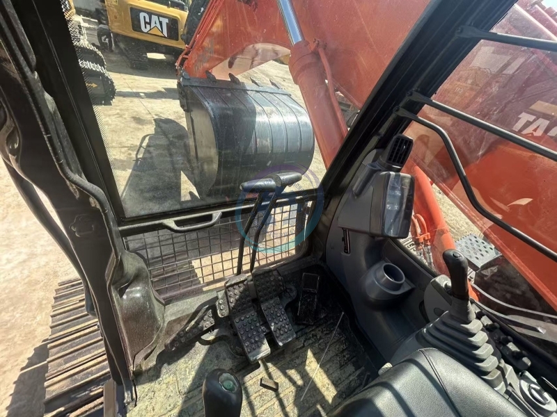 Used Hitachi ZX240 Excavator for Sale