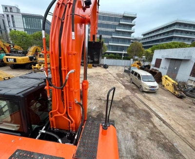 Used Hitachi ZX200 Excavator for Sale
