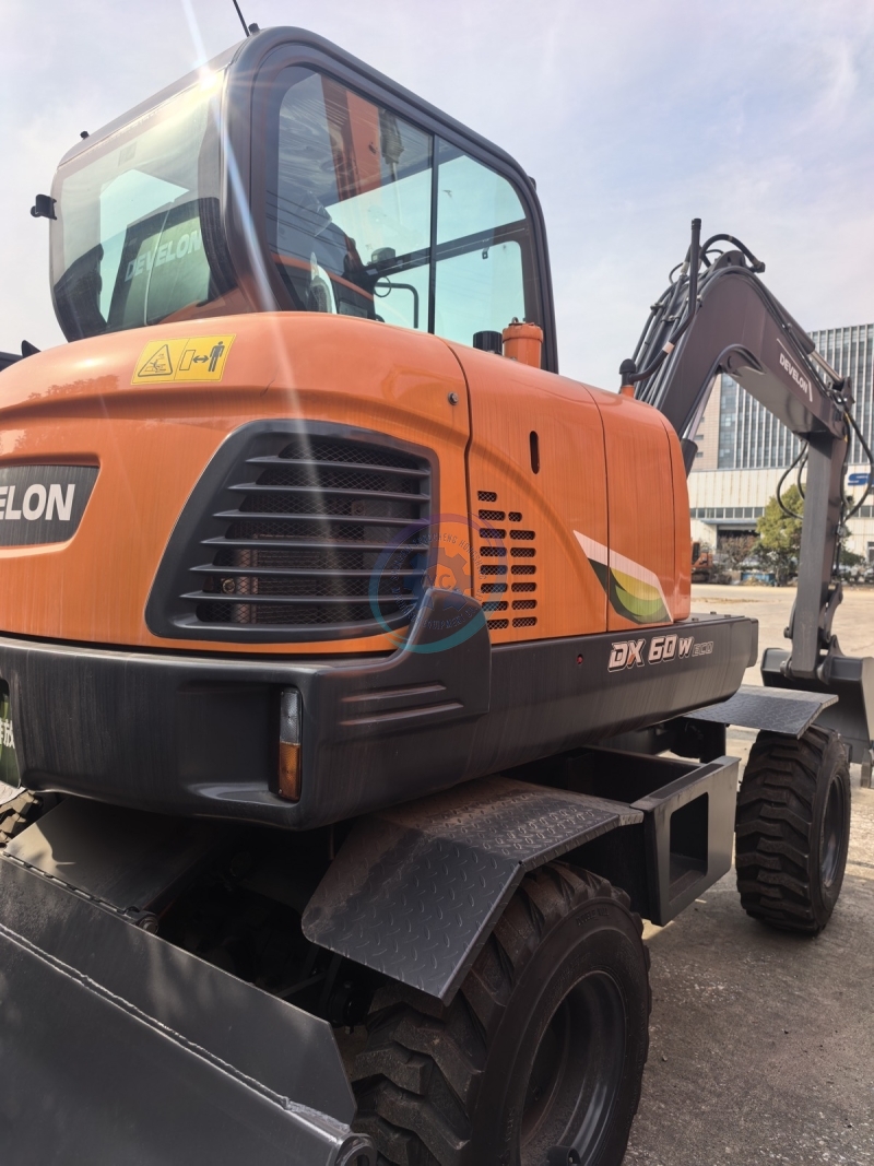 Used Doosan DX60W Mini Excavator for Sale