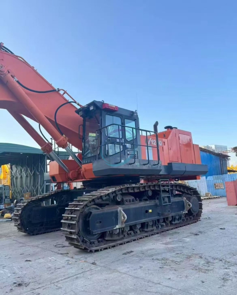 Used Hitachi EX1200 Excavator for Sale