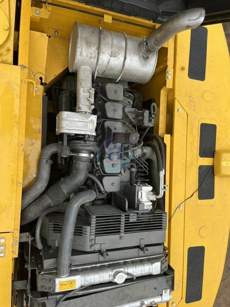 Original 22 Ton Second Hand Secondhand Used komatsu  Pc220-7 Excavator Digger for Sale