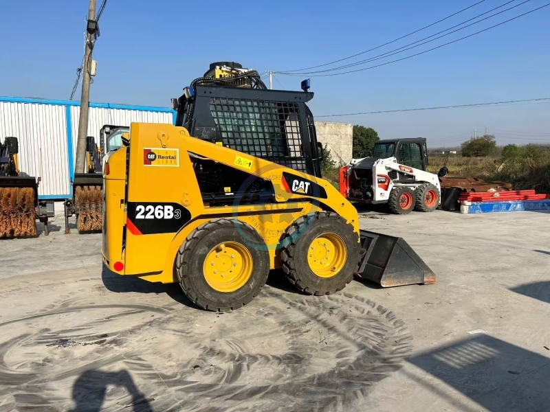 Used Caterpillar 226B Skid Steer Loader for Sale