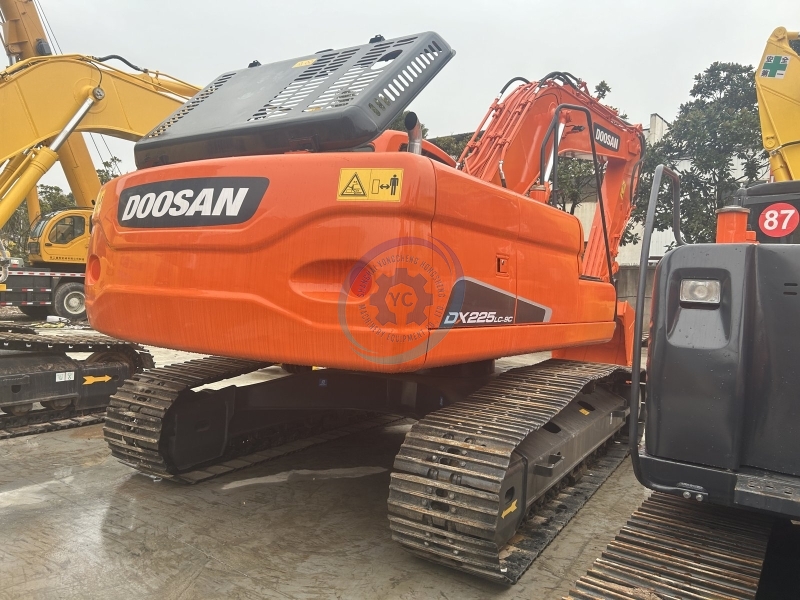 Used Doosan DX225 Excavator for Sale