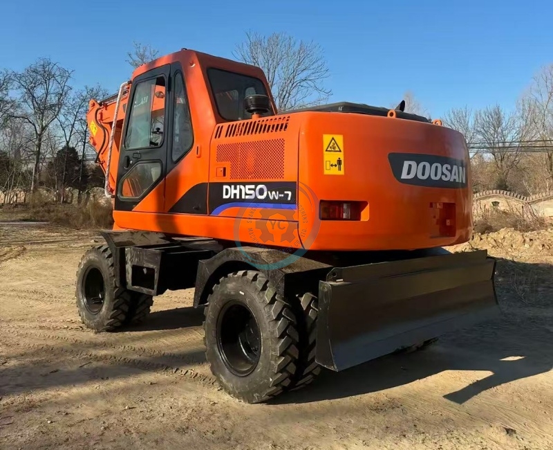 Used Doosan DH150W-7 Wheeled Excavator for Sale