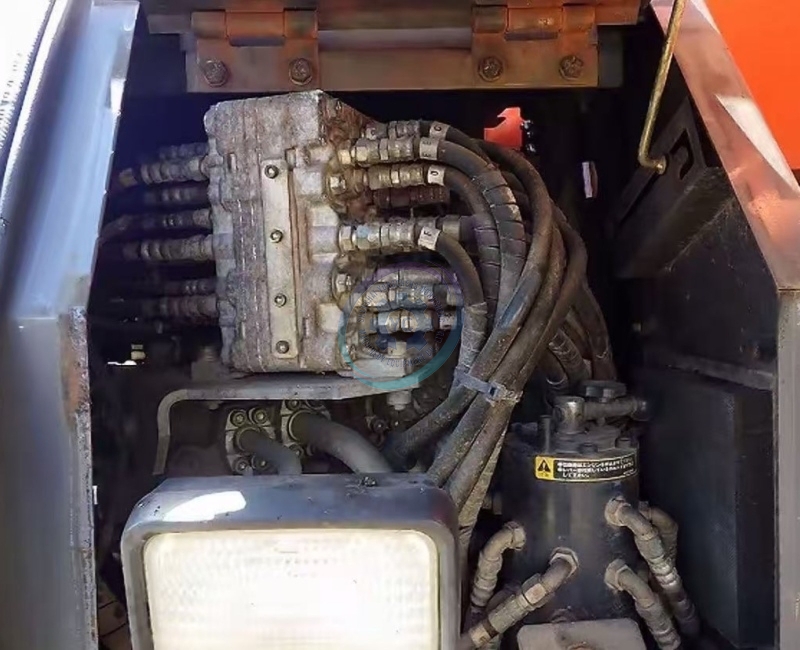 Used Hitachi ZX225USR Excavator for Sale