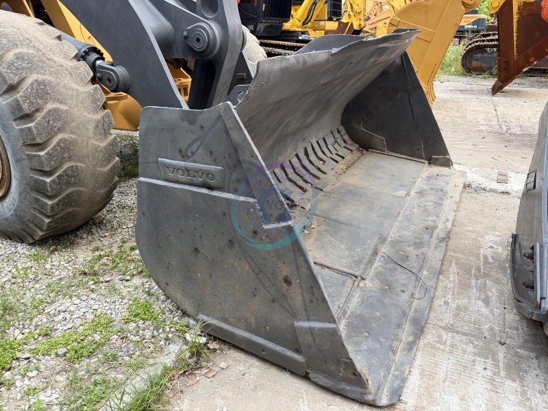 Used Volvo L120G Wheel Loader for Sale