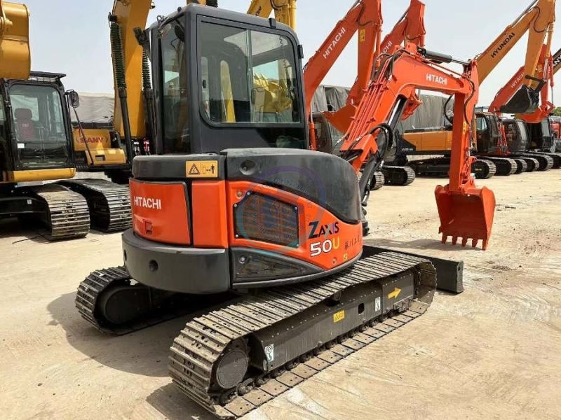 Mini ZX50U Hitachi Excavator Used Construction Machinery 5T ZX50