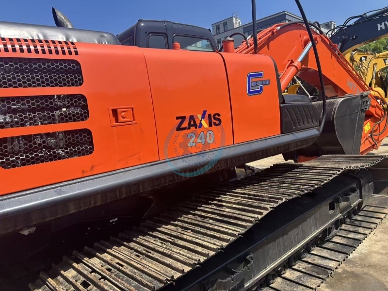 Used Hitachi ZX240 Excavator for Sale