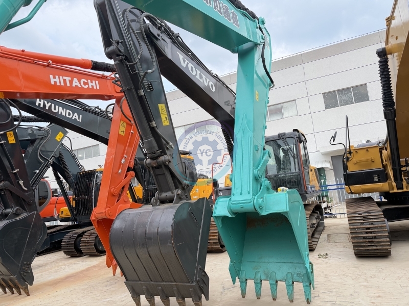 Used Kobelco 210 Excavator for Sale
