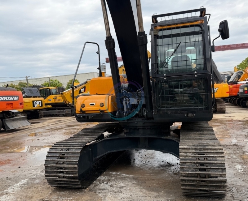 Used Hyundai 220 Excavator for Sale