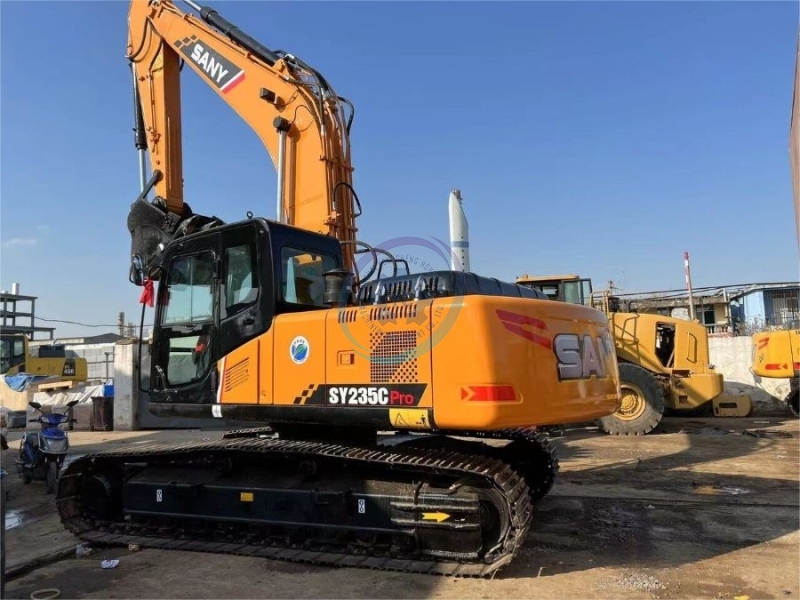 23.5ton Sany SY235C Used Crawler Excavator Equipment Medium Sized SY235CPro
