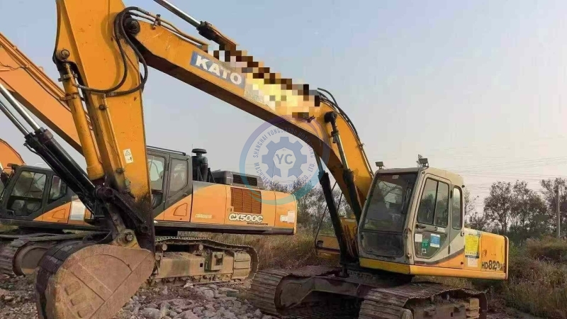 Used Kato 820 Excavator for Sale