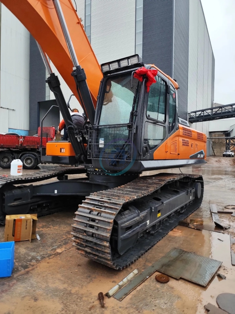 Used Doosan DX380 Excavator for Sale
