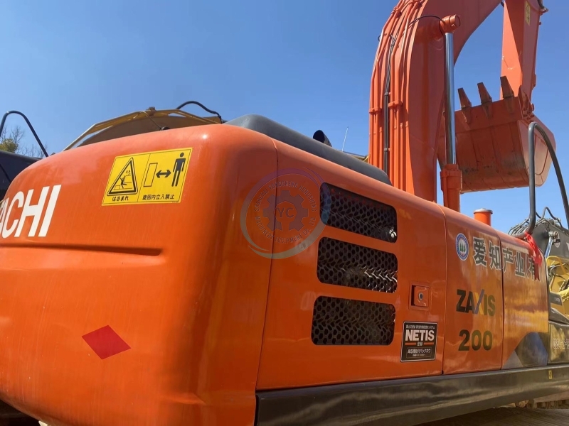 Used Hitachi ZX200 Excavator for Sale