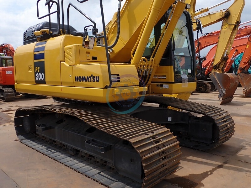 Used Komatsu PC200-11 Excavators  Original Low Price Crawler Hydraulic Excavator Machinery Japanese Condition Hot Sale