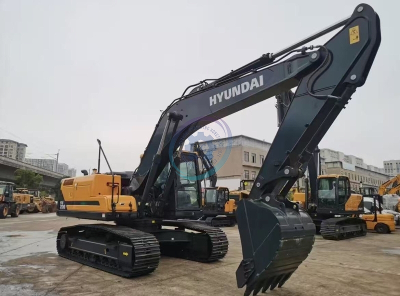 Used Hyundai HX200 Excavator for Sale
