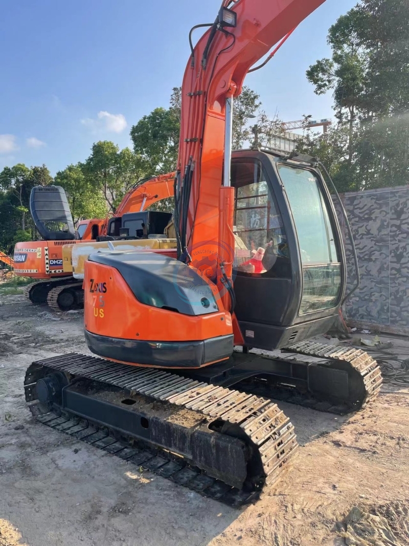 Used Hitachi 75 Mini Excavator for Sale