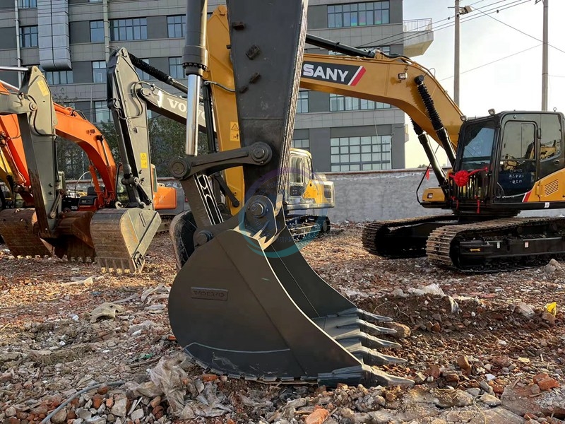 2022 Used Excavator VOLVO EC480DL cheap price good quality original machine in stock for sale