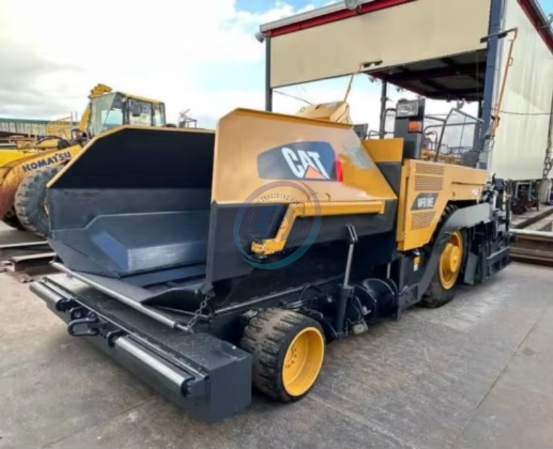 Used Caterpillar AP600E Asphalt Paver for Sale