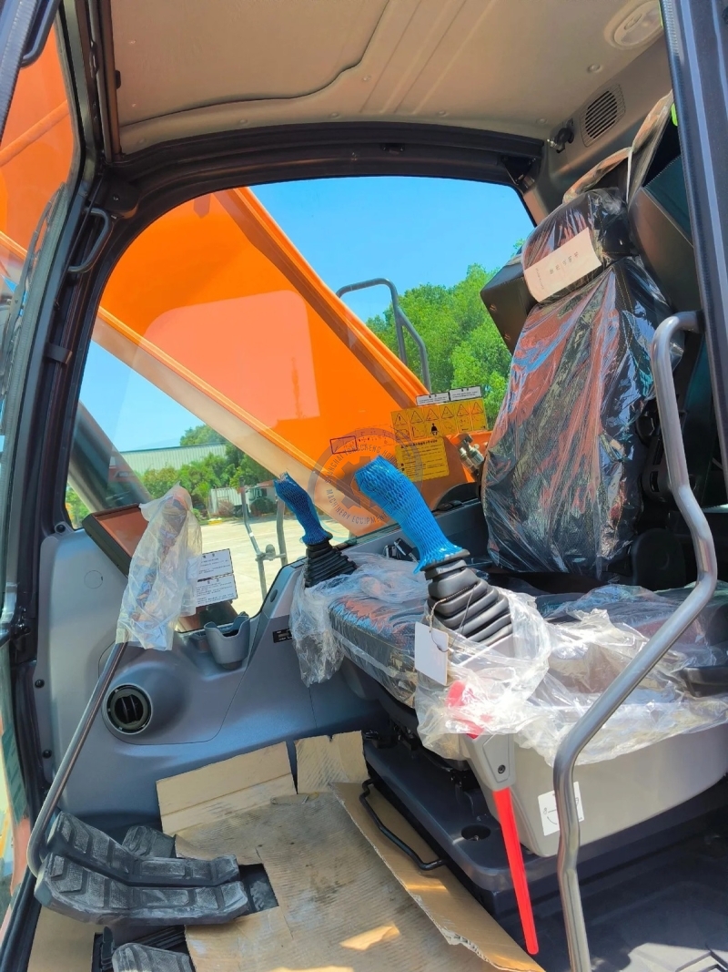 Used Doosan DX210 Excavator for Sale