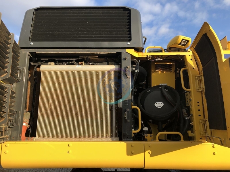 Original Used Japan KOMATSU PC490LC-11 Excavator Second Hand 49 Ton Digger High Quality in Stock