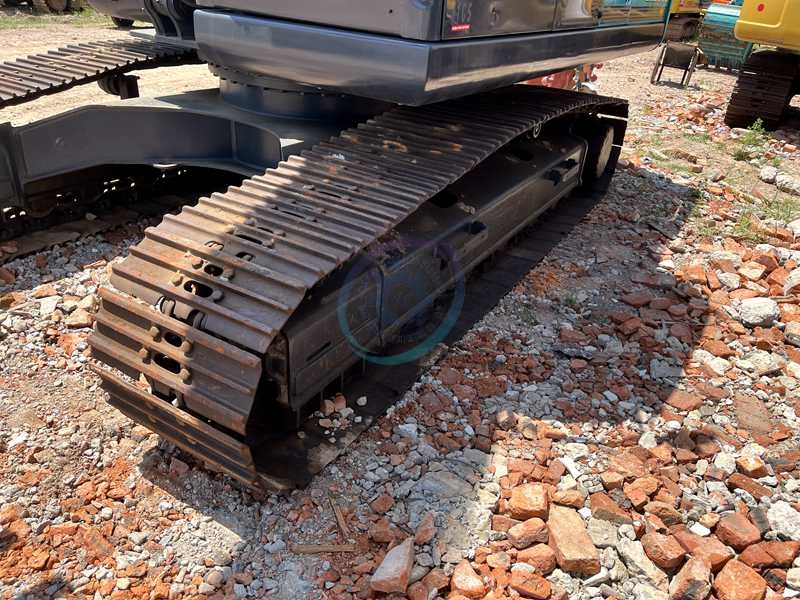 Good condition Used Excavator Kobelco SK200D for sale