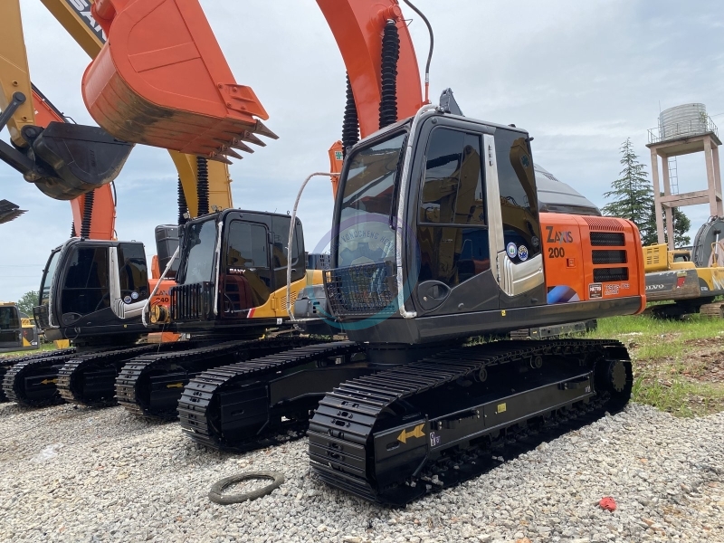 Used Hitachi ZX200 Excavator for Sale