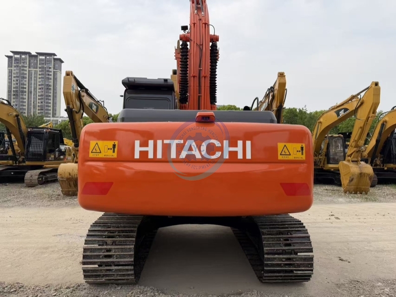 Used Hitachi 210 Excavator for Sale
