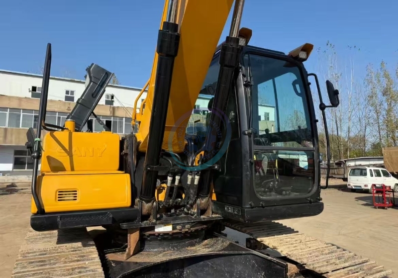 Used SANY 200C Excavator for Sale