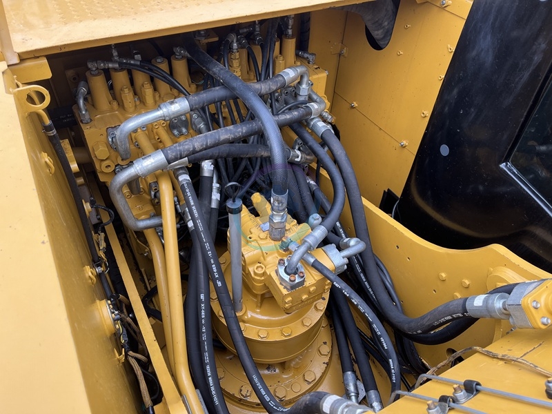 20 Ton Used CAT Excavator 320D Repossessed Earthmoving Equipment