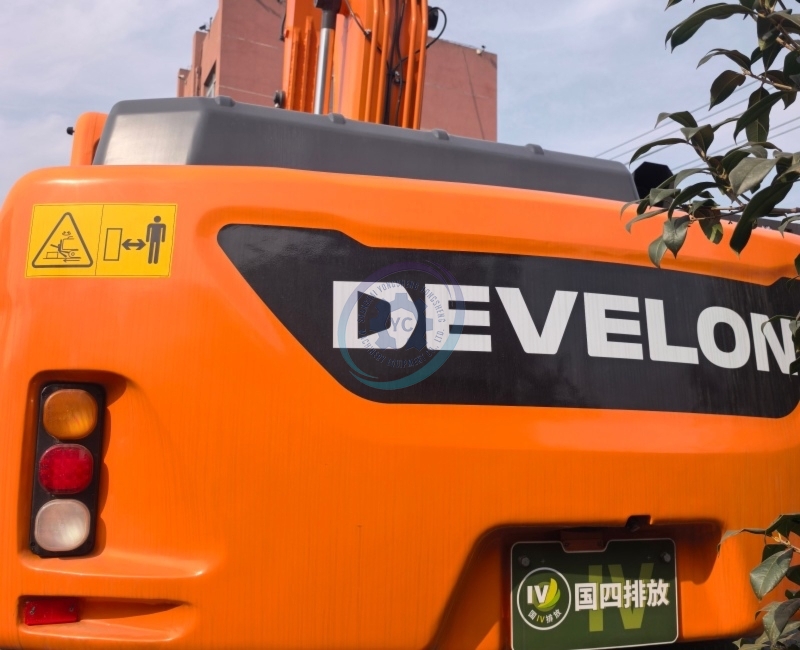 Used Doosan DX150WE Excavator for Sale