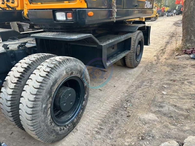 R210w-9 Wheel Used Hyundai Excavator 21950KW 21 Ton For Construction