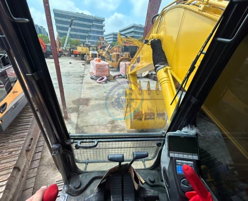 Used Komatsu PC200 Excavator for Sale