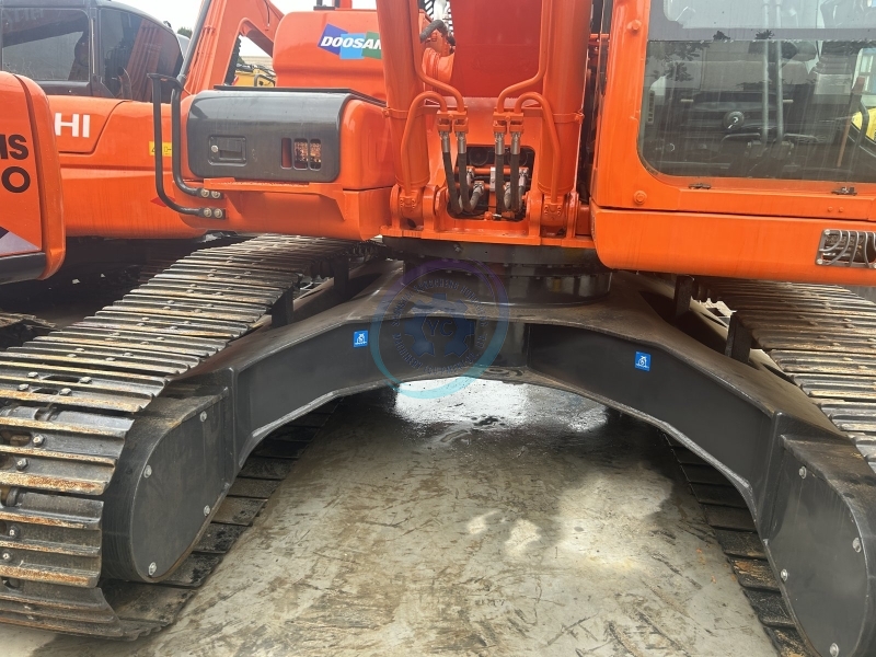 Used Doosan DX225 Excavator for Sale