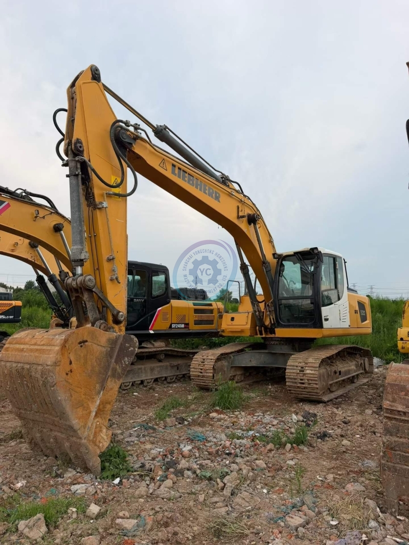 Used Liebherr 920 Excavator for Sale