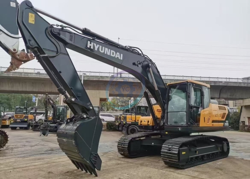 Used Hyundai HX200 Excavator for Sale