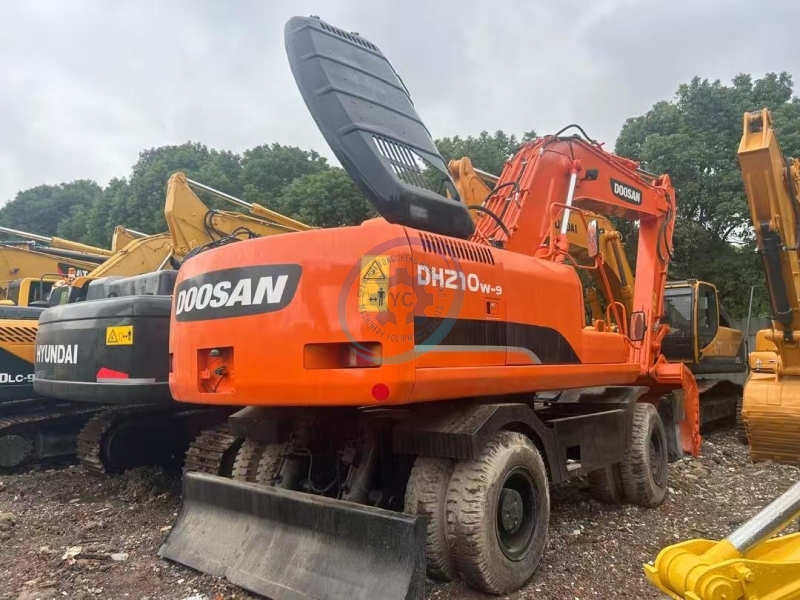 Used Doosan 210 Excavator for Sale