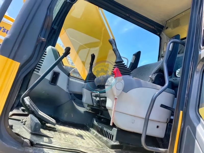 Factory Outlet Good Condition Original Japan Used Komatsu PC270 27 tons Track Excavator For Construction