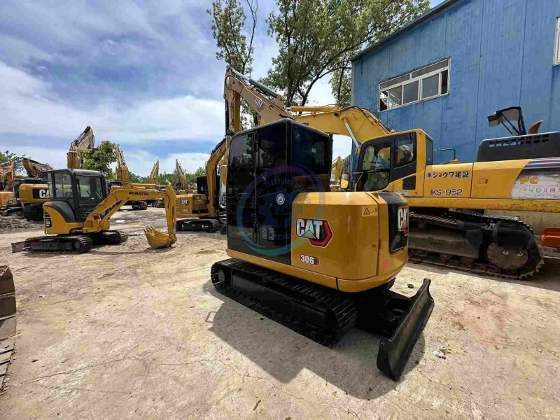 37KW Second Hand Mini Excavator Digger Caterpillar 306E2 5800KG