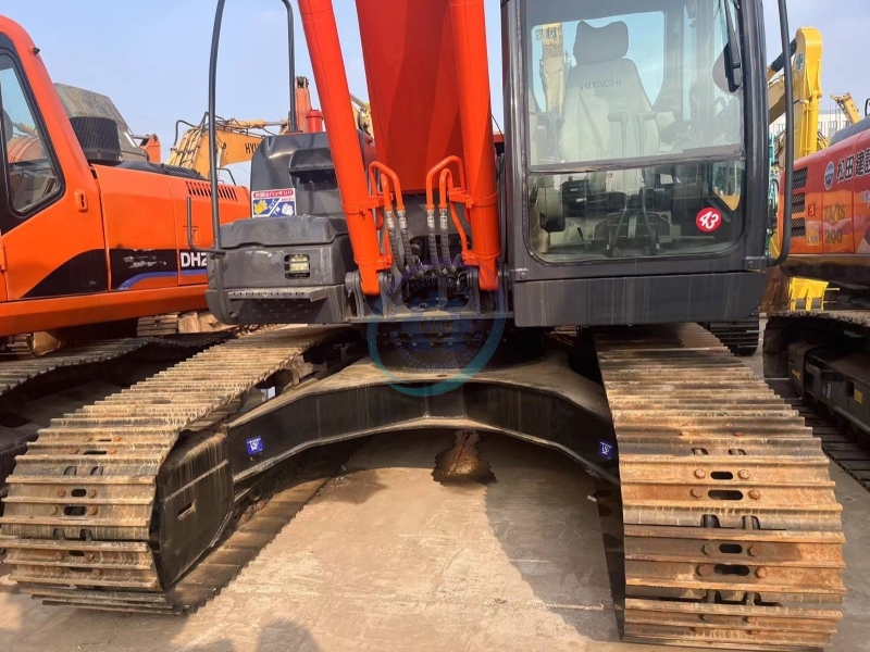 Used Hitachi ZX200 Excavator for Sale