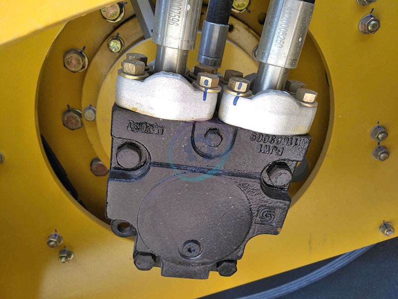 SDLG RS8220 road construction equipment used 22 ton single drum roller for sale